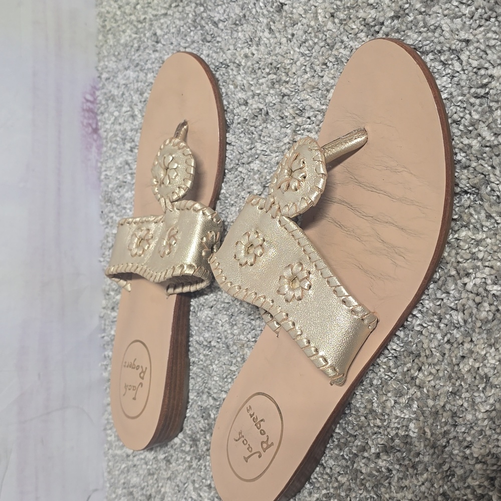 Jack RogersGold Metalic Leather Sandals size 7